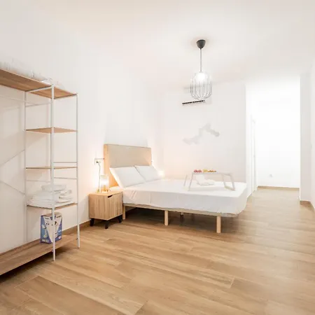 Visitval Flats 3 *